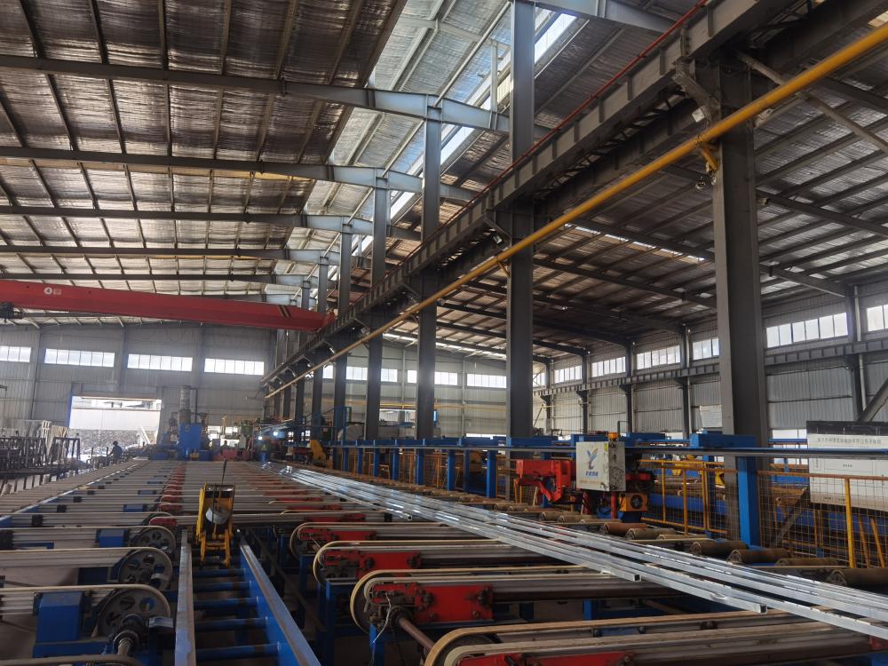 Proses penyemperitan profil aluminium