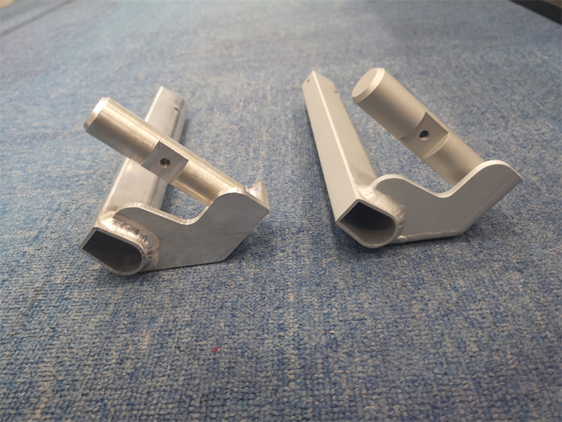 Proses pengelasan profil aluminium