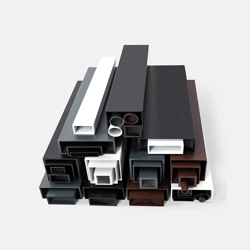 ألومنيوم مربع الشكل